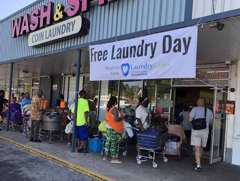 LaundryCares Hosts Free Laundry Day in Atlanta